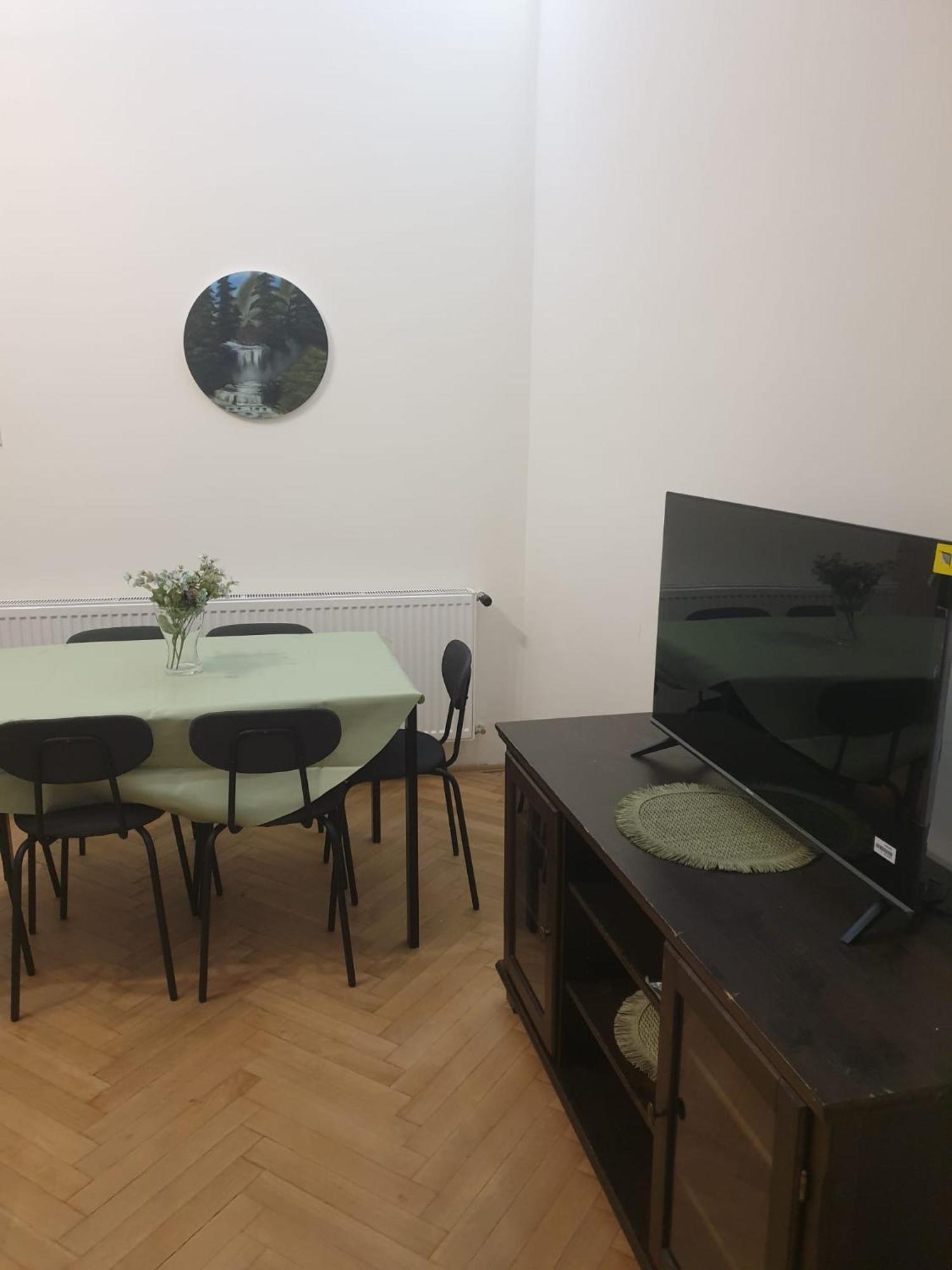 M&Ns Apartment Budapest Luaran gambar